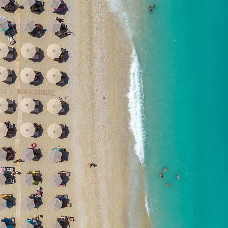Monato Luxury Case de vacanță