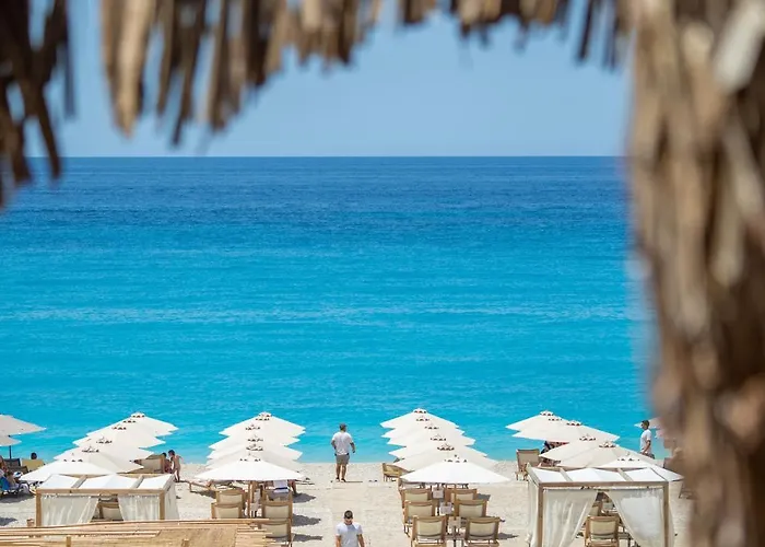 Monato Luxury